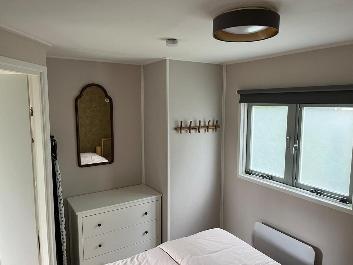 Cozy Wooden De Veluwe With Private Hot Tub Casa vacanze